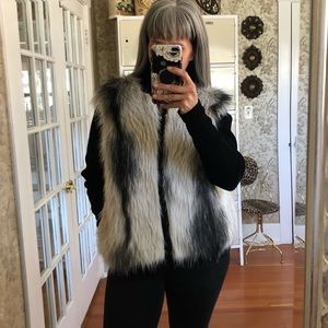 Faux Fur Zip Up Sweater Jacket